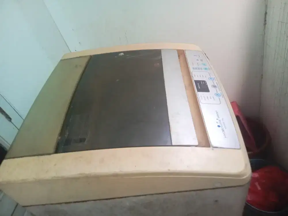 Mesin cuci merk elektrolux