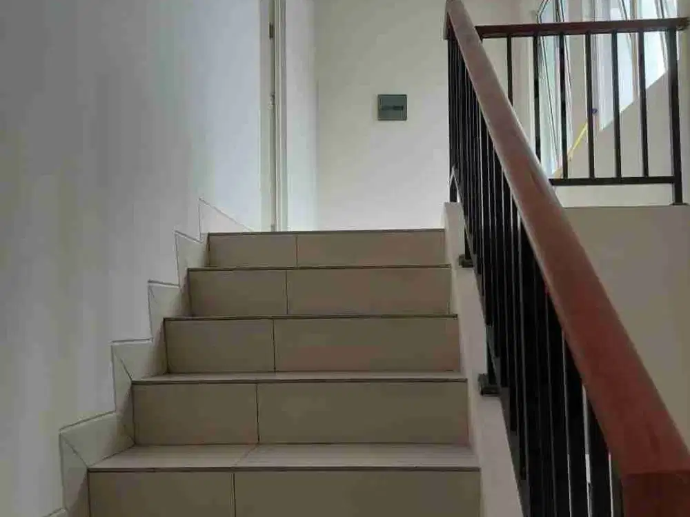 Dijual cepat rumah di Cluster Neo Vasana Harapan Indah 2