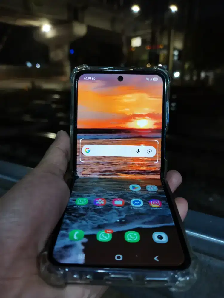 Samsung Z Flip 4 256 sein