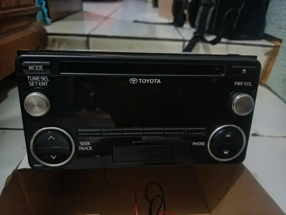 Tape Audio asli bawaan Toyota avanza 2015 barong