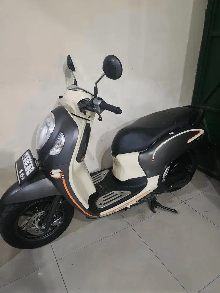 Scoopy krem 2023 low km mulus gbm tunai atau kredit