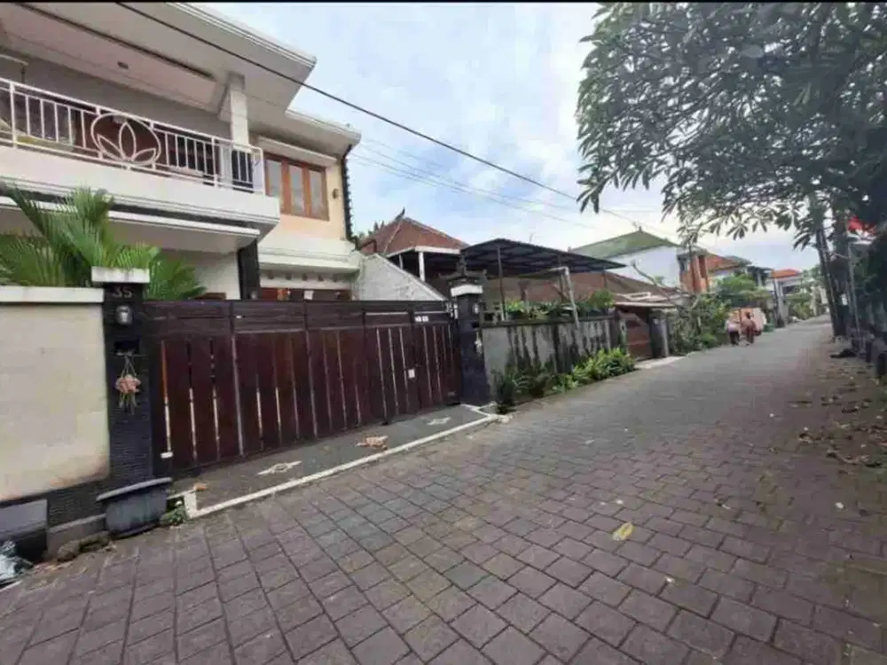 rumah ganda pura kesiman Denpasar timur bali