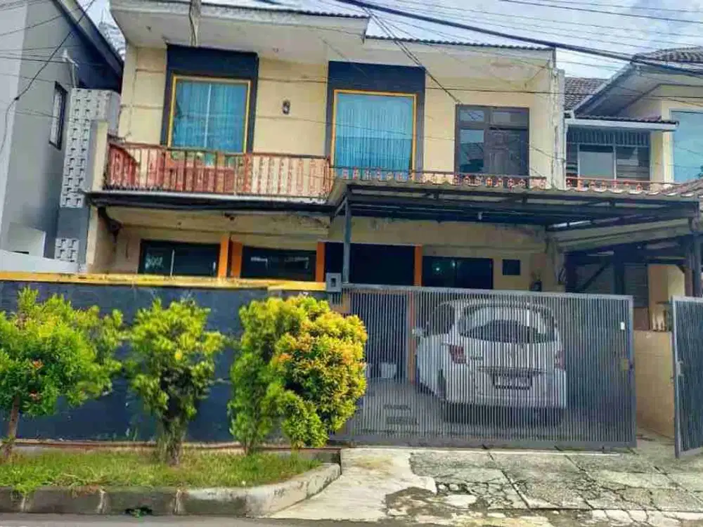 RUMAH MEWAH DI KOMPLEK ELITE TAMAN PULO INDAH