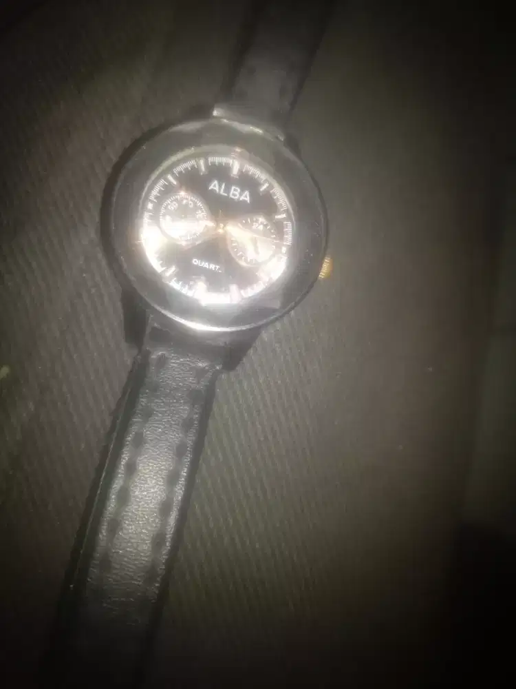 Jual jam tangan ALBA wanita bekas pakai dua hari