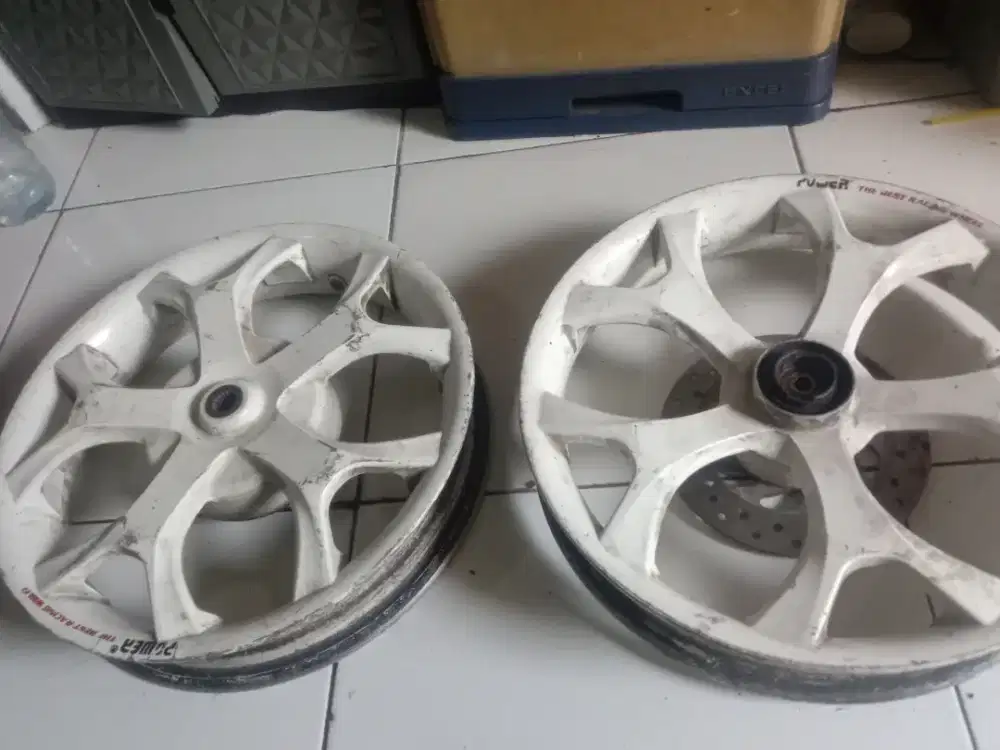 Jual velg racing lebar buat Mio sporty lokasi cilebut