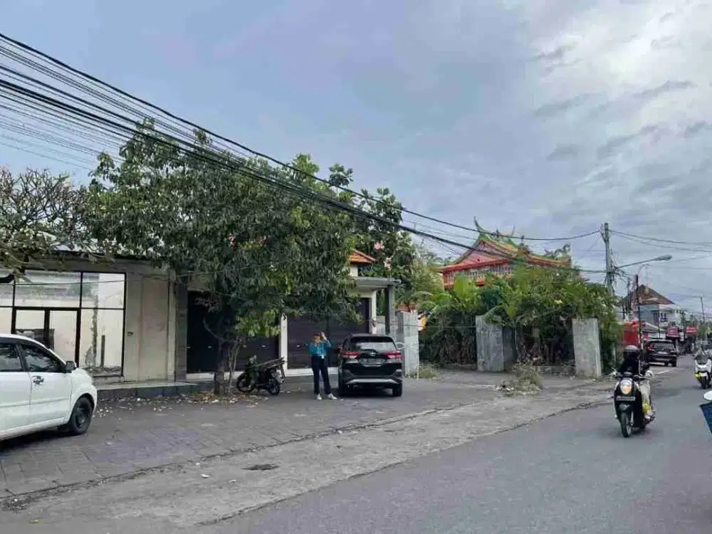 tanah bangunan toko dan rumah palapa sesetan bali