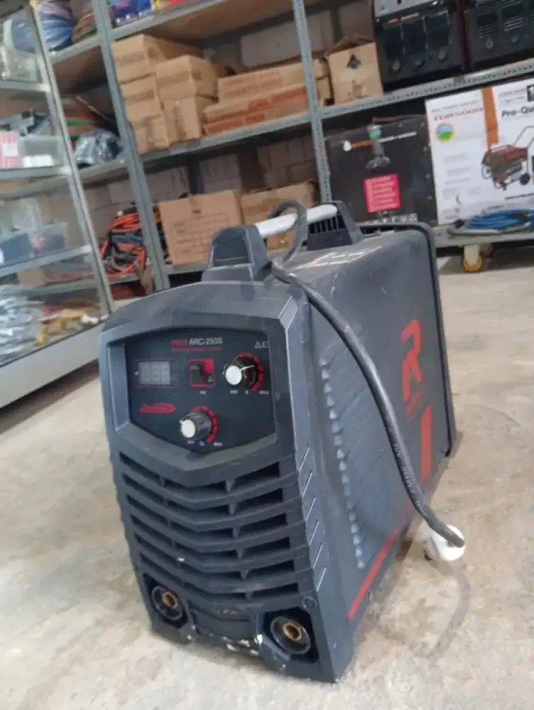 Mesin las bekas MMA 250 ampere 1 phase Redbo pro IGBT DC mosfet