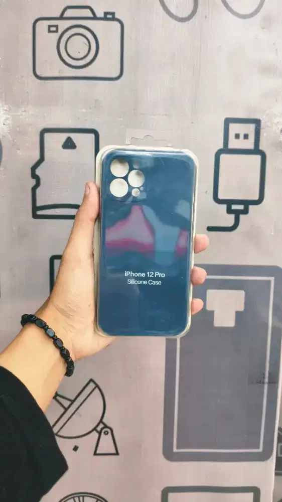 Casing iPhone 12 Pro