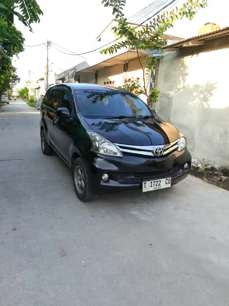 Toyota Avanza 2014 pajak hidup istimewa