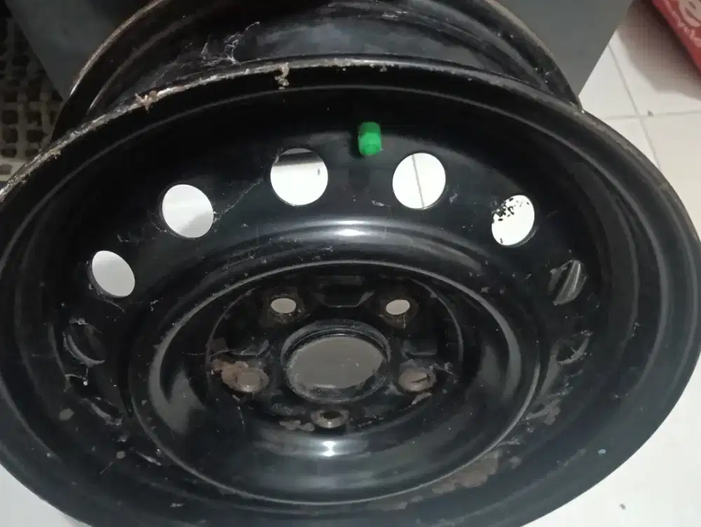 Jual pelek serep bekas mobil Ertiga GL