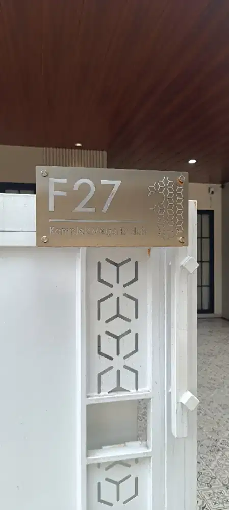 Rumah di komplek Mega Endah, Kesambi, Kota Cirebon