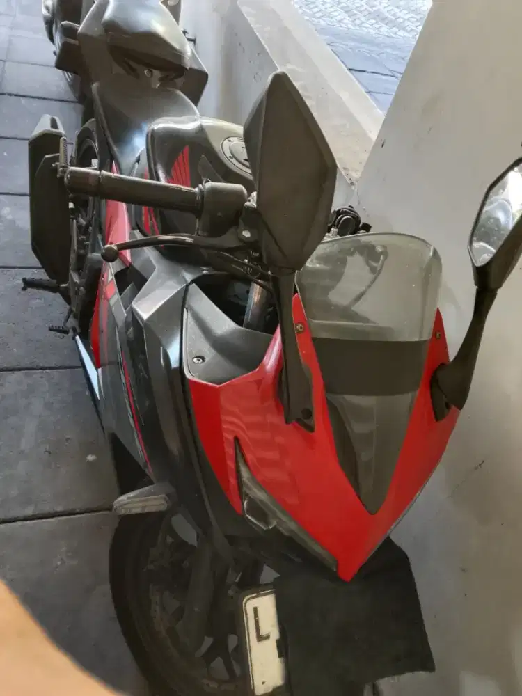 CBR 150 2019 HONDA hitam merah PAJAK AKTIF HIDUP body super mulus