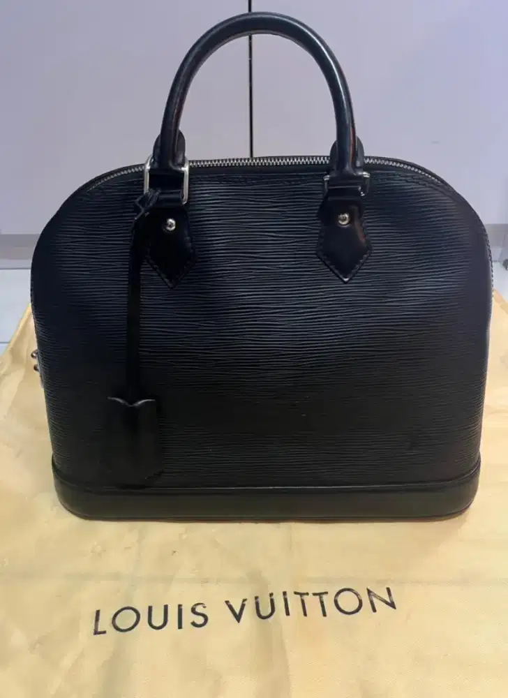 di jual tas lv  alma original