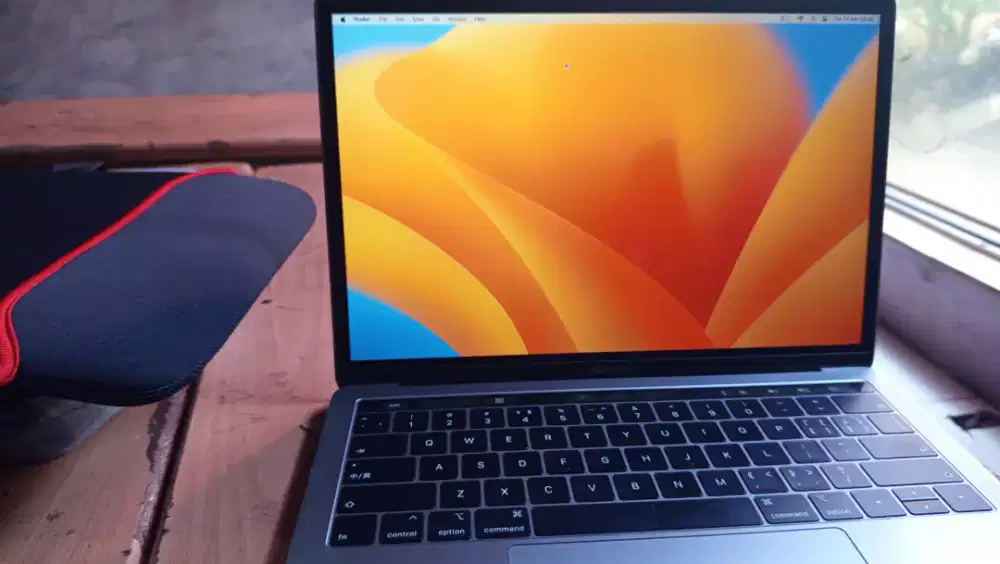 Jual cepat macbook 2019..