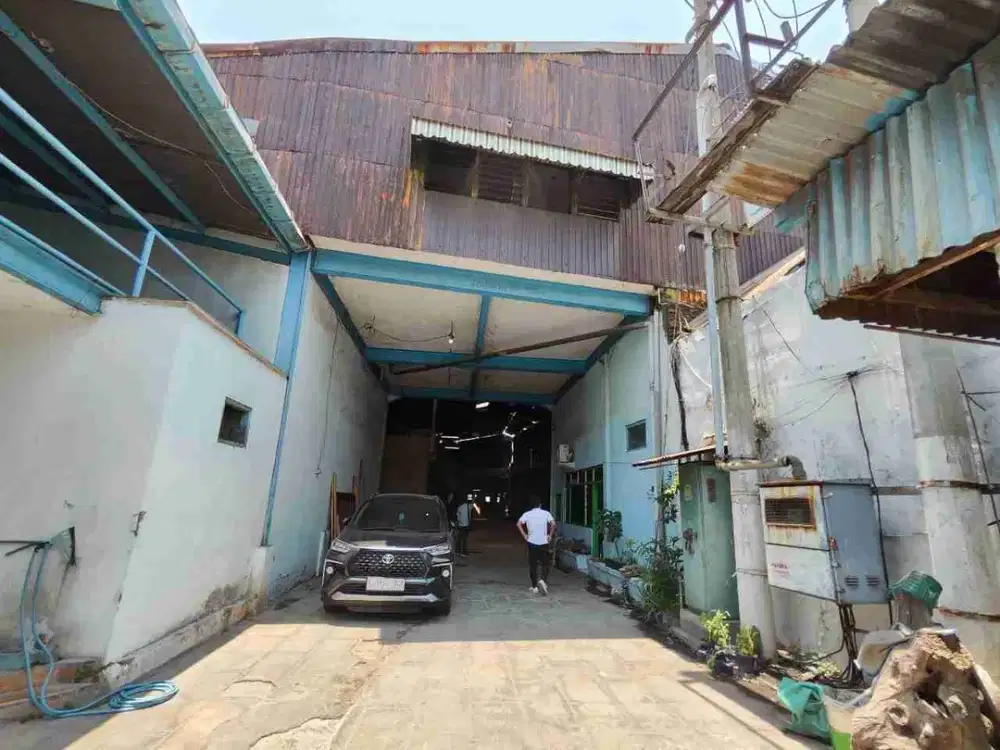 Dijual via lelang Gudang ex pabrik di Slamet riyadi pasuruan
