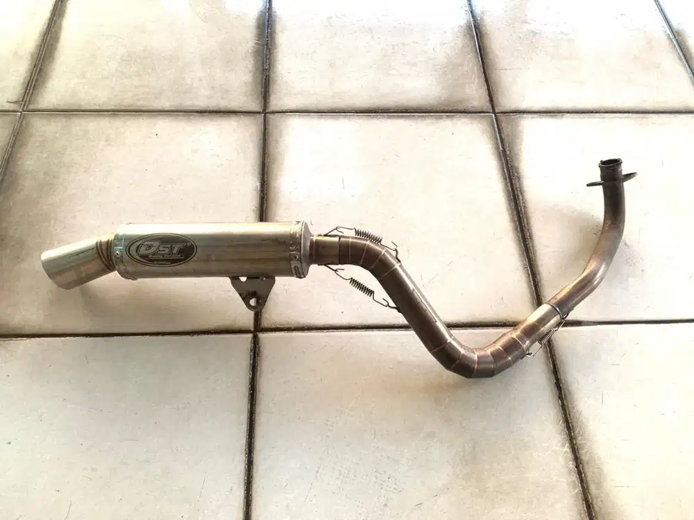 Knalpot Racing Bekas Aerox ( DST RACING )