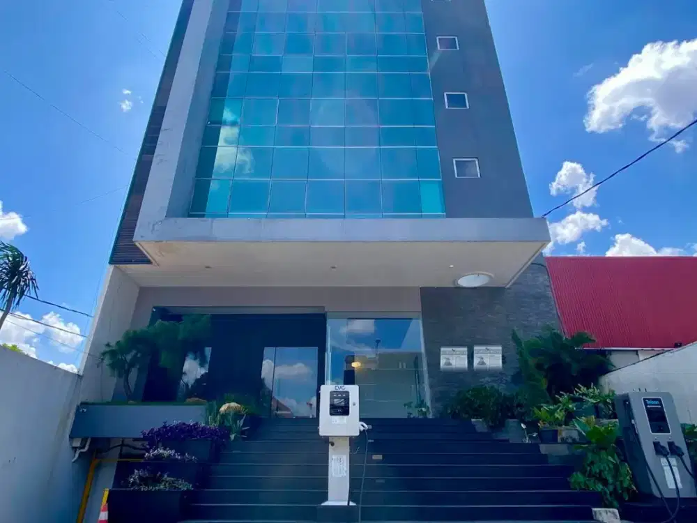 Gedung 6lantai dengan Rooftop dijual murah. Lokasi di Pondok Pinang Jaksel strategis dekat pintu tol & Pondok Indah. ada EVC station, gedung terawat