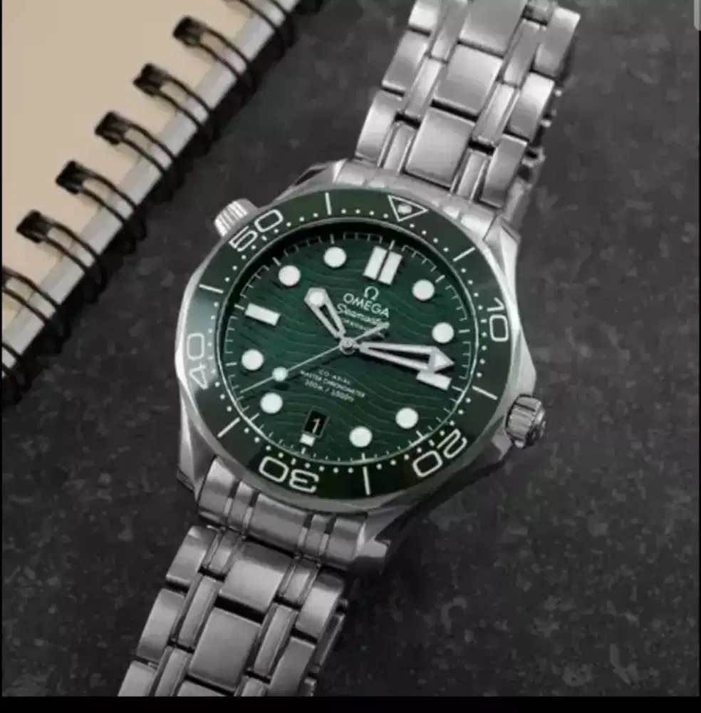 Omega Seamaster Diver 300M – Green Wave Dial 42mm