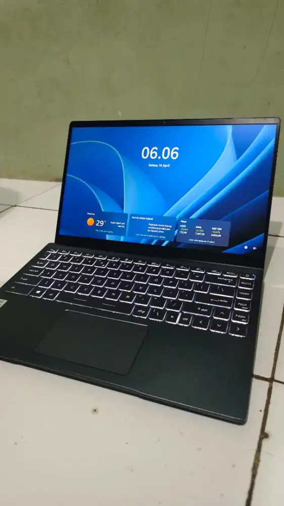 Laptop MSI Modern 14 RAM 8GB/SSD256GB