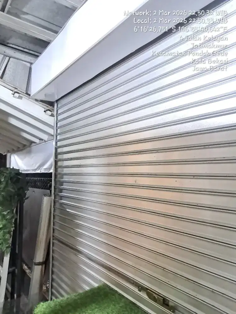 Di jual murah rolling door kondisi masih terlihat baru