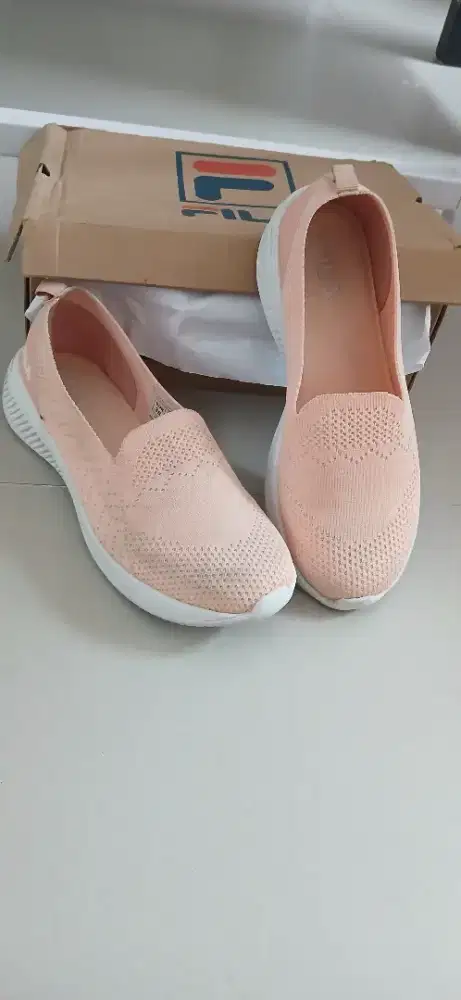 Sepatu Fila Blossom Size 38