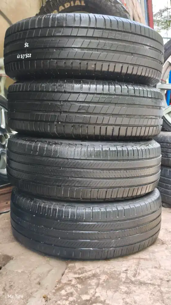 225/65 R17 michelin & BFgoodrich