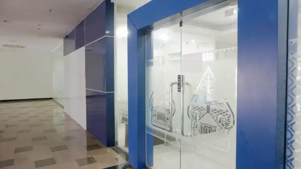 Di Kontrakkan Kantor Semarang 129