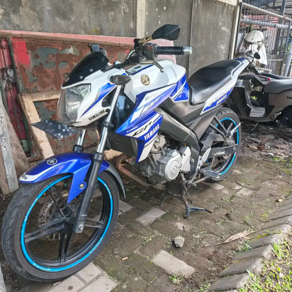 Di Jual Vixion Kesayangan tangan Pertama Mesin Terawat N Malang Kota