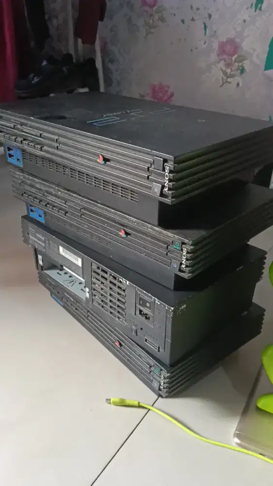 PS2 rusak kami beliin bosku