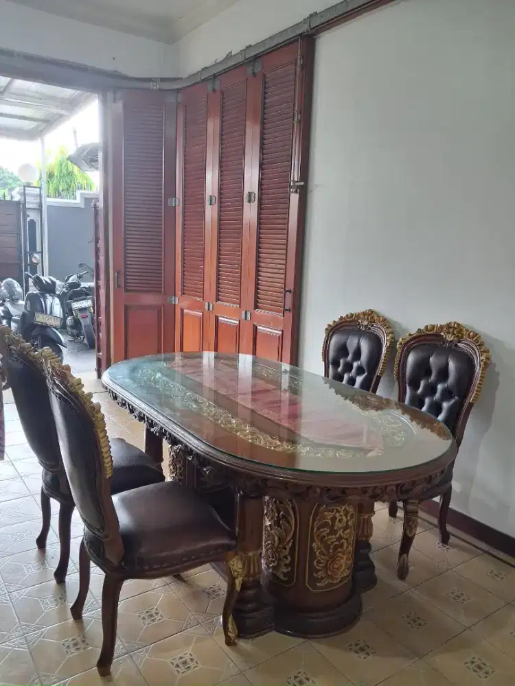 DIJUAL MEJA MAKAN KAYU BEKAS