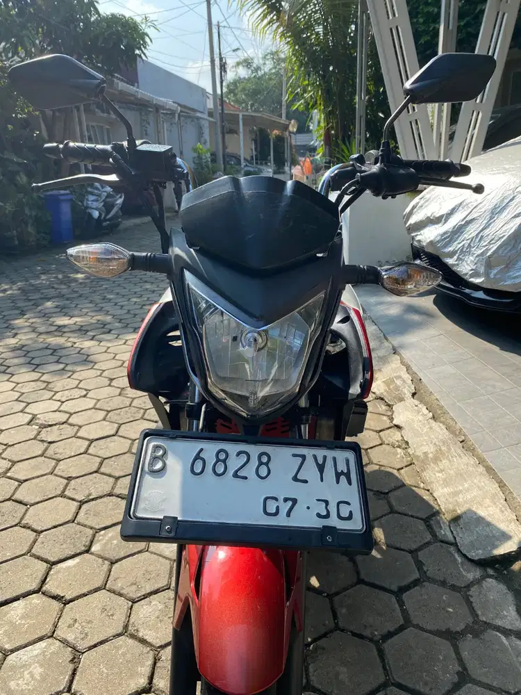 BISMILLAH DIJUAL CB150R 2014