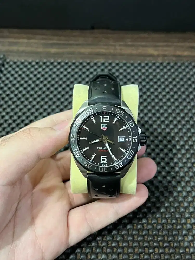 Tag Heuer Formula 1 Date