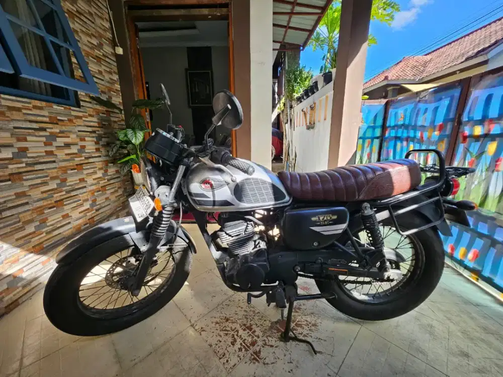 kawasaki w175 di jual