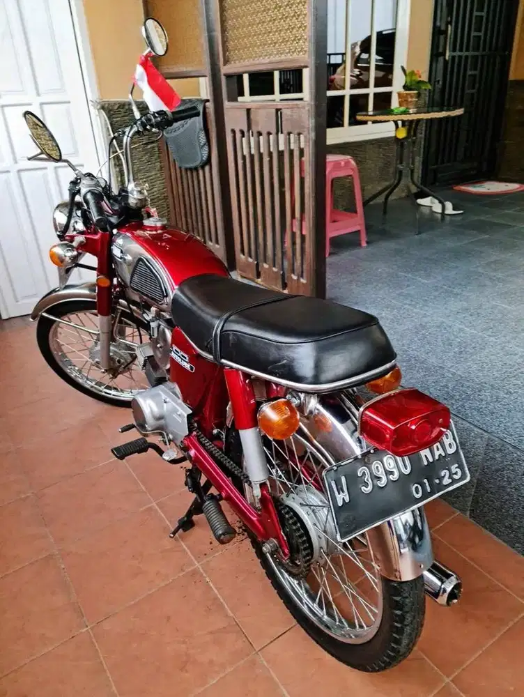 Dijual Yamaha Klasik 100 cc restorasi