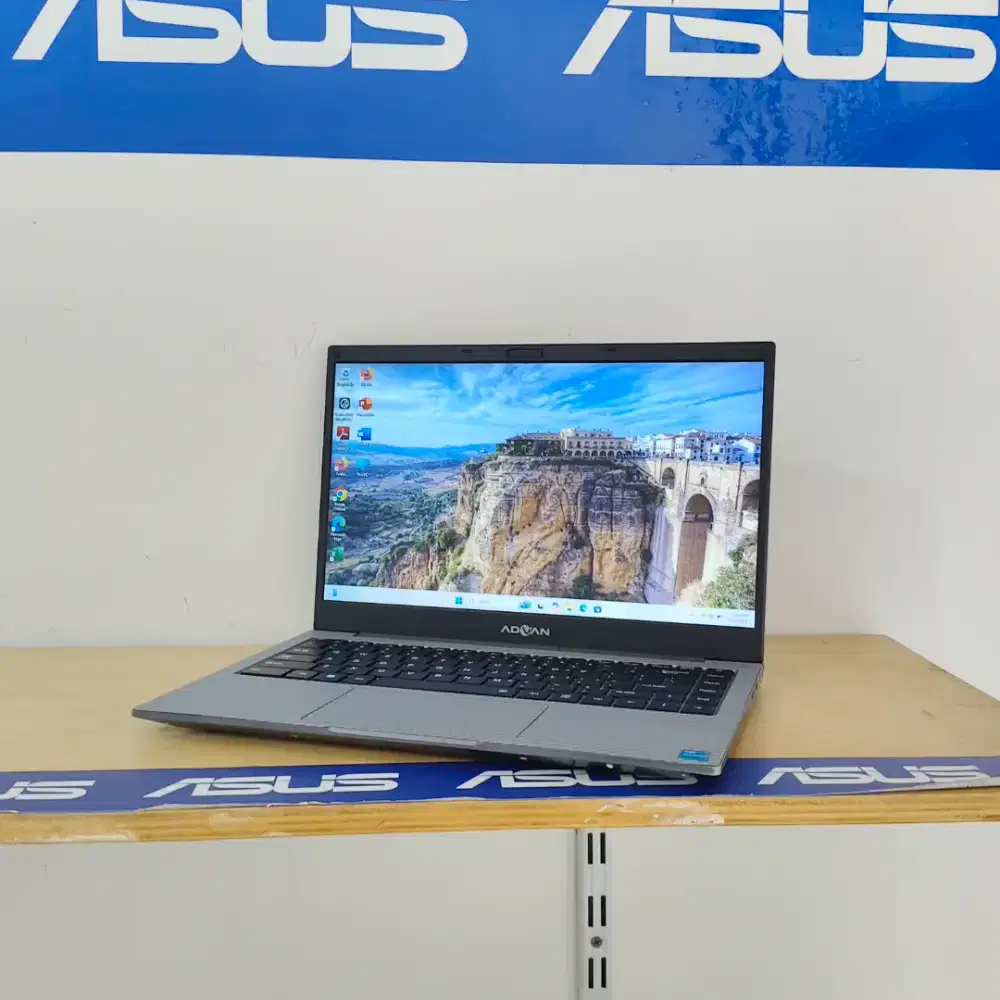 Laptop Second ADVAN SOULMATE 1405 Celeron N4020 (Ram 4GB / Emmc 128GB)