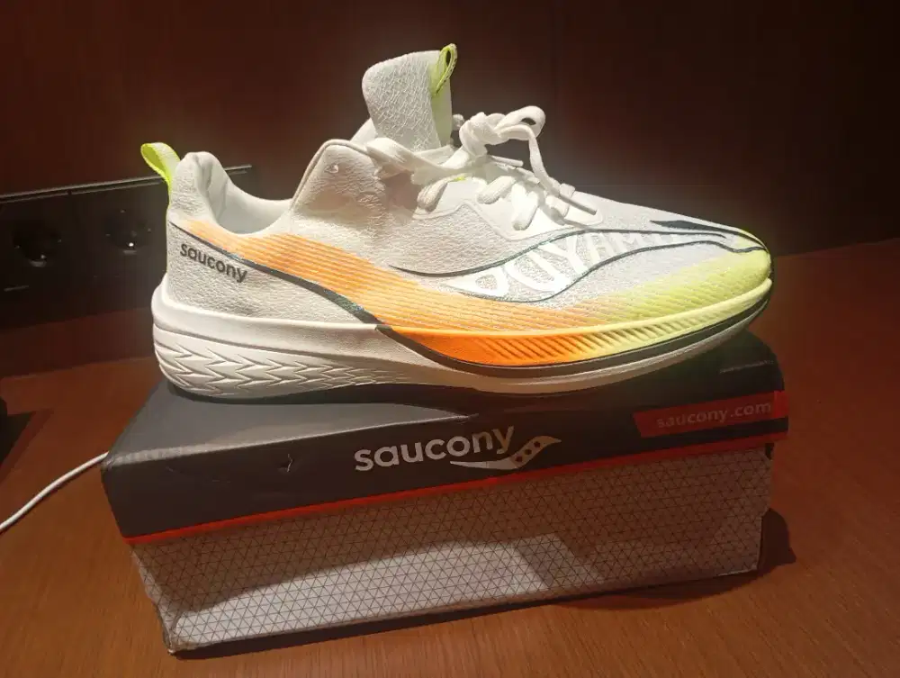 Saucony Size 44