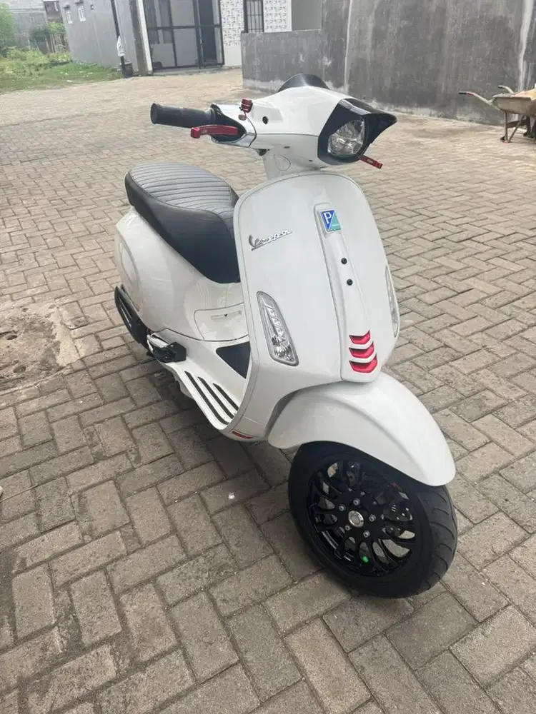 Dijual spm vespa sprin s thn 2023 pmk 2024