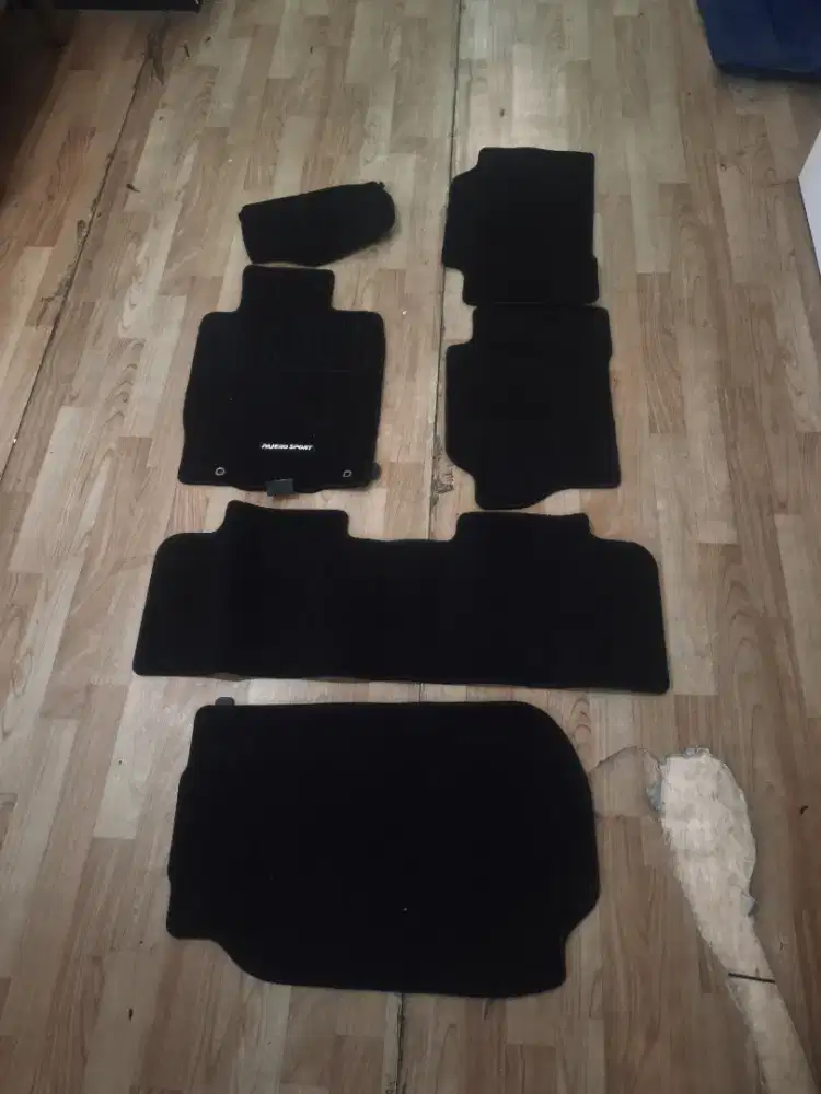 Karpet ori pajero sport