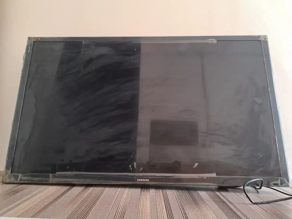 Tv samsung LEd 32 in