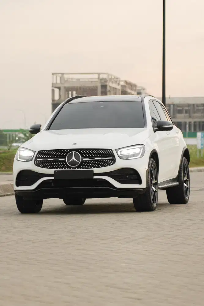 [ Like New ] Mercedes Benz GLC200 AMG Facelift Night Edition 2022