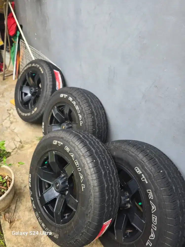 Veleg dan Ban Ex Dipakai di HILUX Single Cabin