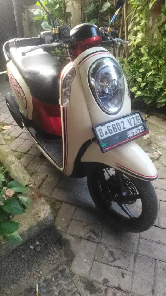 Motor honda scoopy 2014