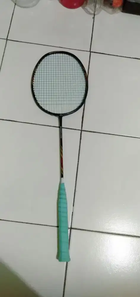 Raket Badminton Bagus Jarang Pakai – Harga Nego