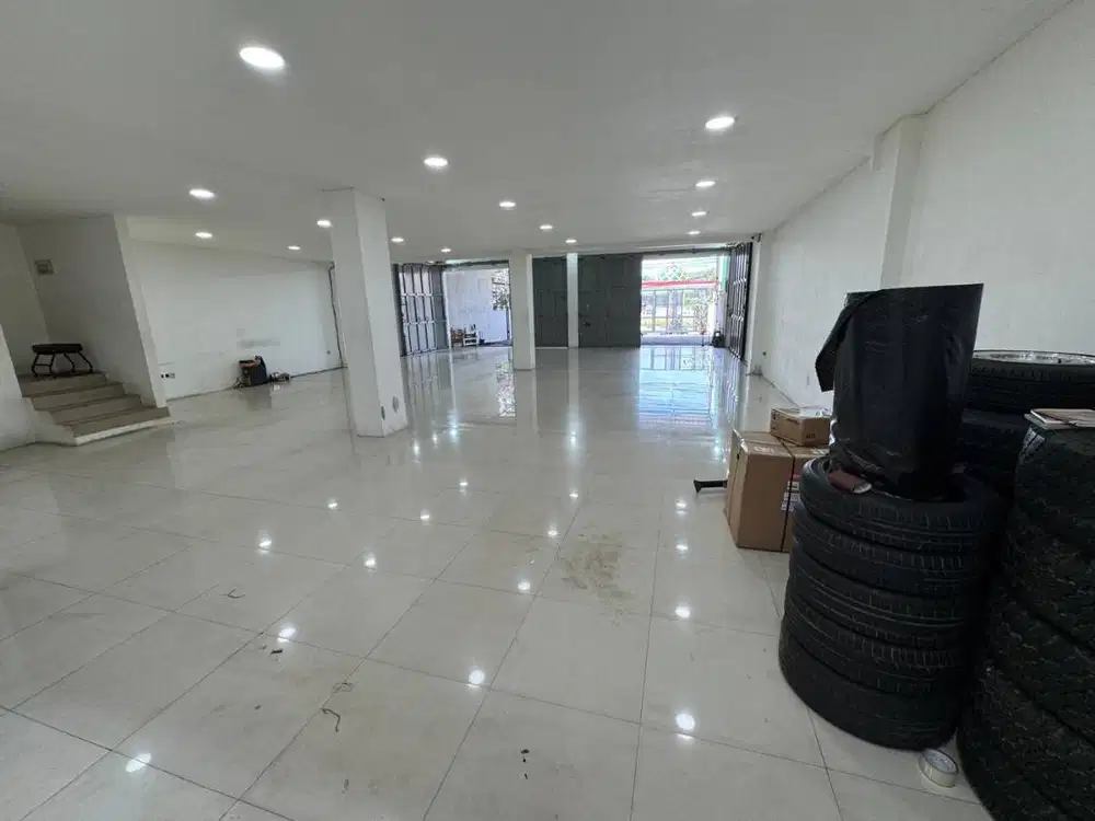 Disewakan Ruko Cantik di Jalan Bkr Bandung Mainroad