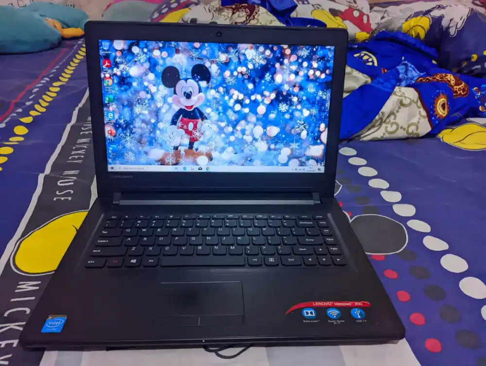Laptop Lenovo Ideapad 300
Batre awet pke banget