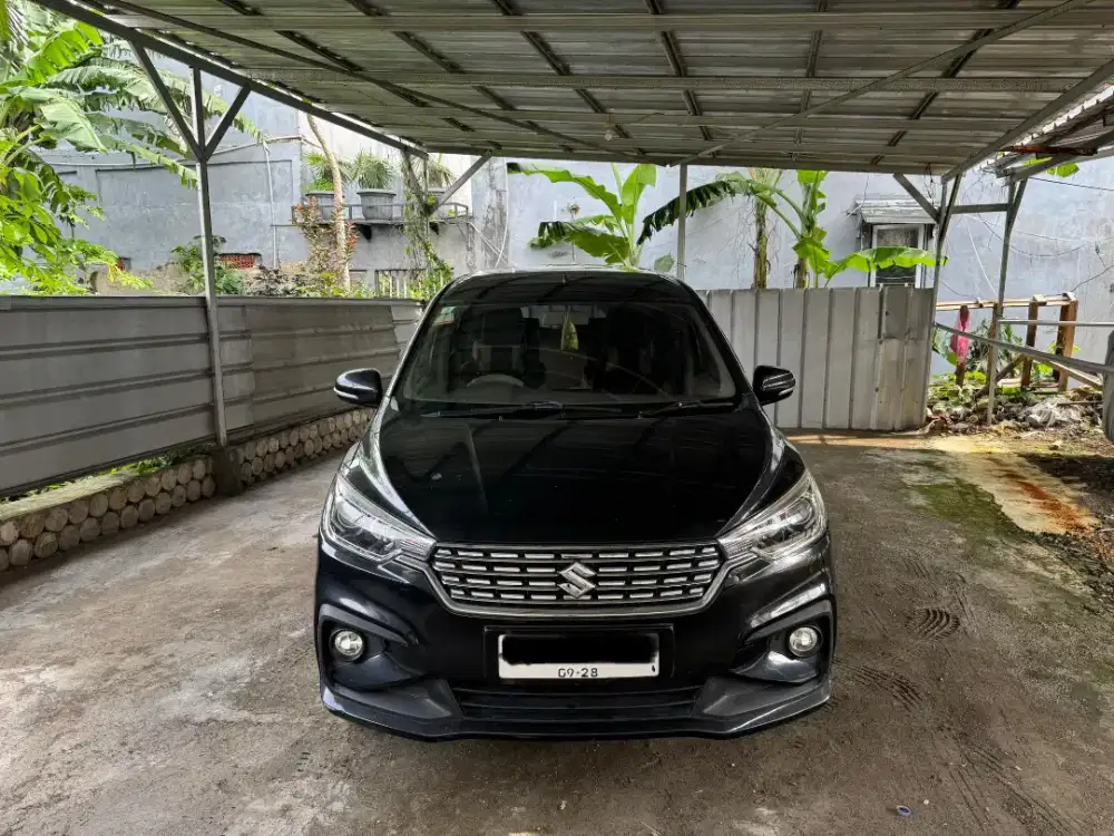 Mobil Ertiga GX 1.5 Tahun 2018 (M/T) Bensin
