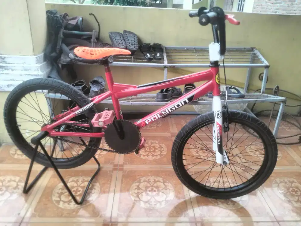 Sepeda BMX size 20