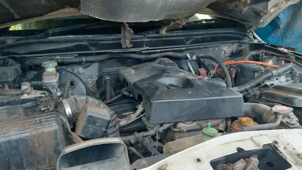 Jual part dan mesin grand Vitara 2000 cc