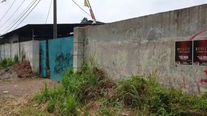 DIJUAL CEPAT : Tanah dan Bangunan Pabrik Penggergajian & Oven Kayu