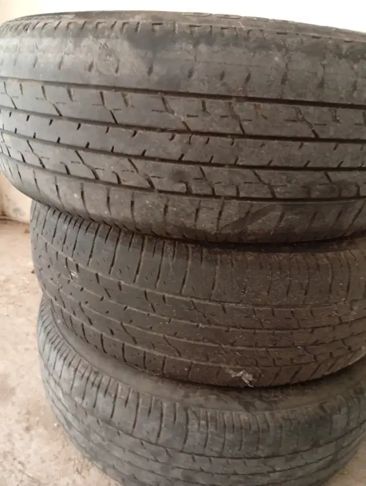 Ban second pemakaian innova